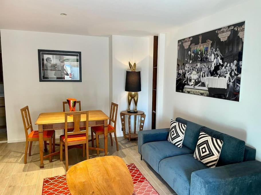 Superbe Appartement Pres De La Plage Et Du Centre Ville Saint-Tropez Exterior foto